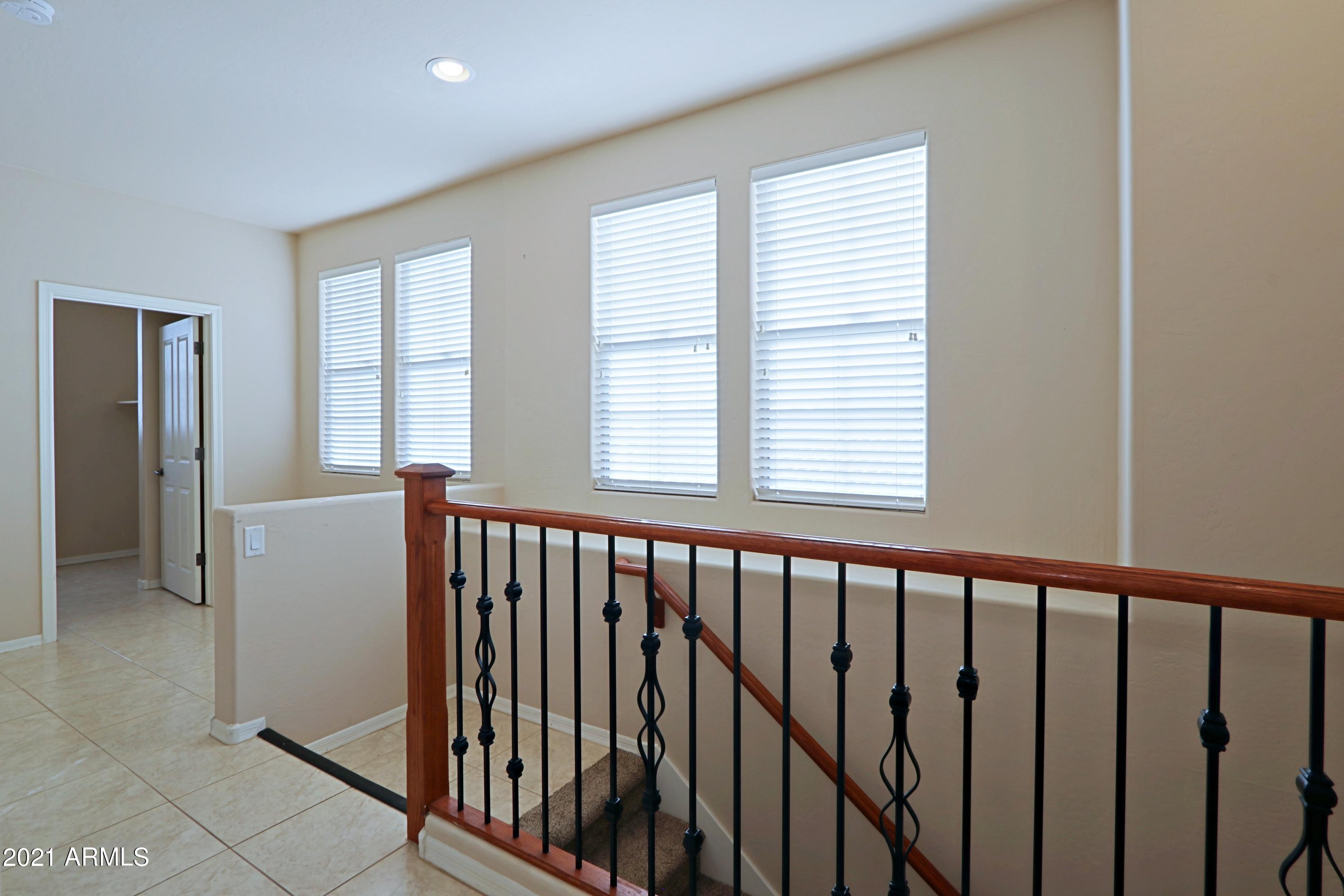 3416 West Florimond Road Phoenix, AZ 85086 - Photo 17 of 41 Landing