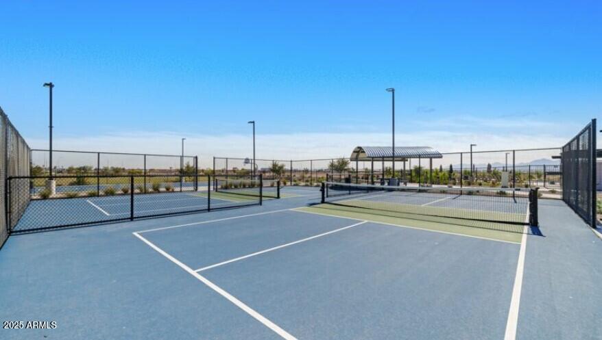 9964 West Piccadilly Road Avondale, AZ 85392 - Photo 50 of 52 a view of a basket ball ground