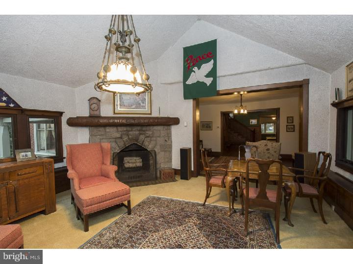 304 Radnor Street Road Wayne, PA 19087 - Photo 7 of 25