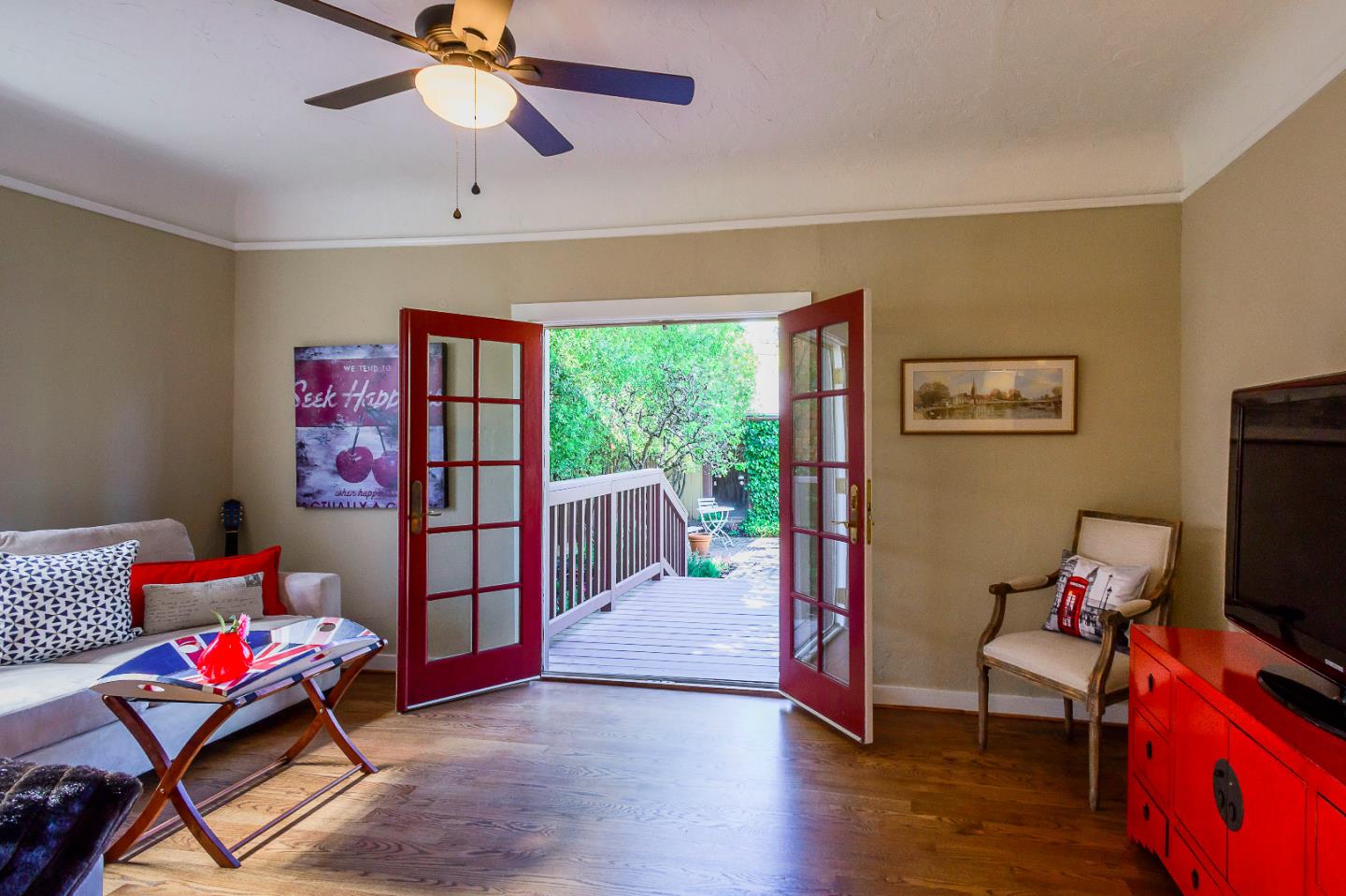 1601 Broadway Burlingame, CA 94010 - Photo 11 of 23 a livingroom with workspace and a window