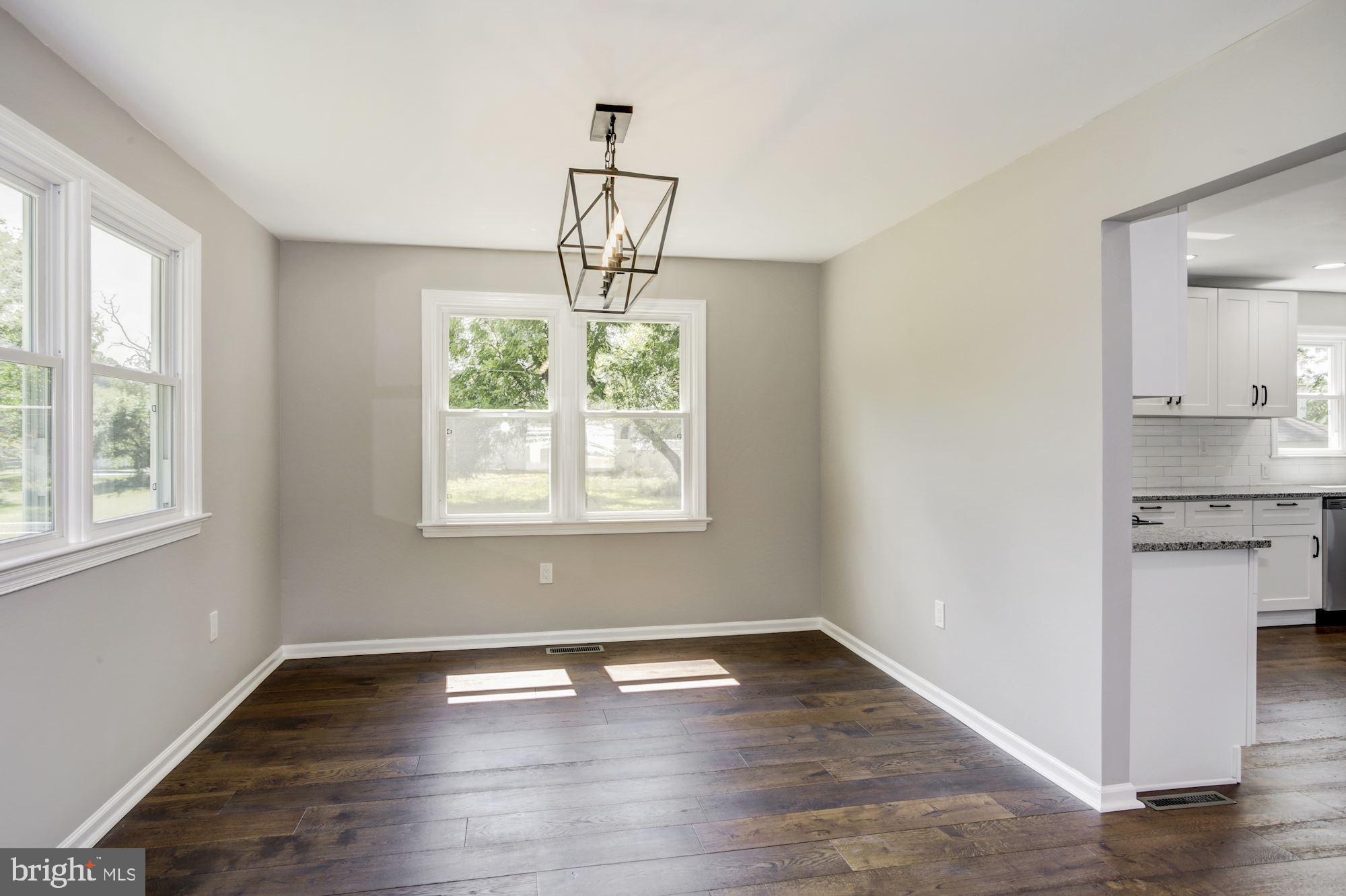 113 Salina Road Sewell, NJ 08080 - Photo 14 of 27 Dining Room