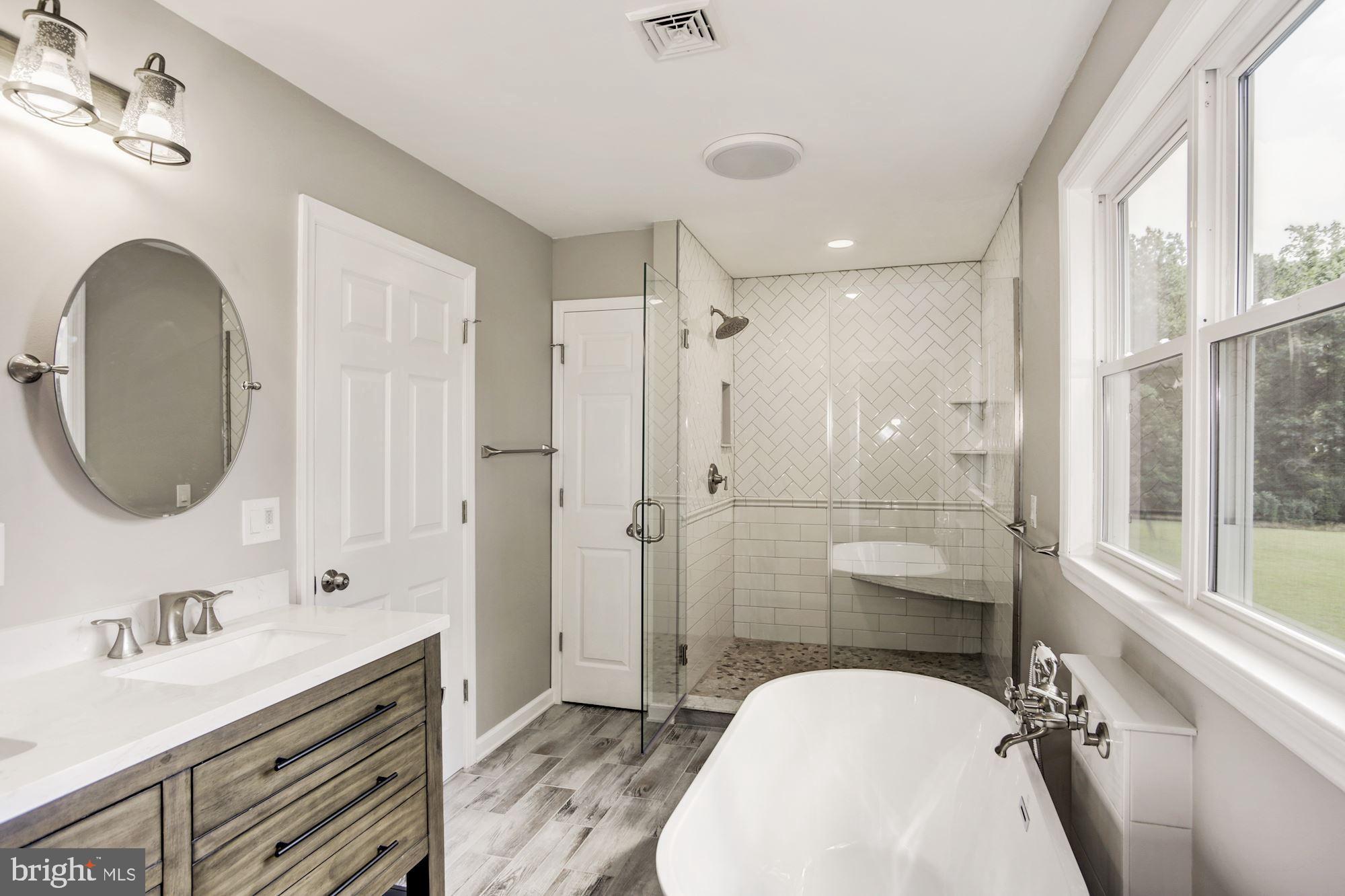 113 Salina Road Sewell, NJ 08080 - Photo 18 of 27 Master Bathroom