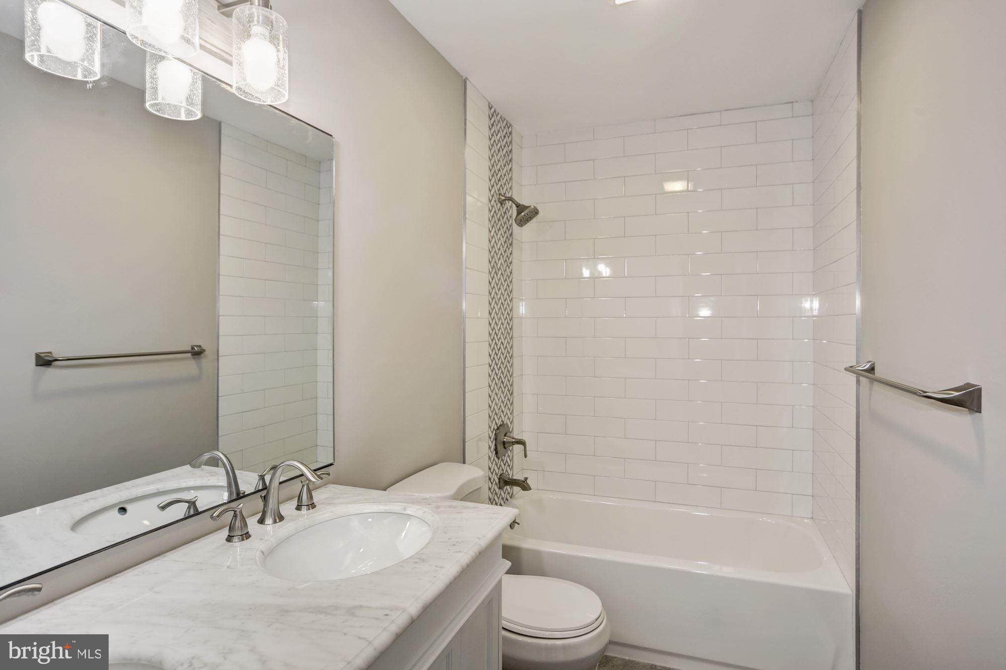 113 Salina Road Sewell, NJ 08080 - Photo 22 of 27 Hall Bathroom