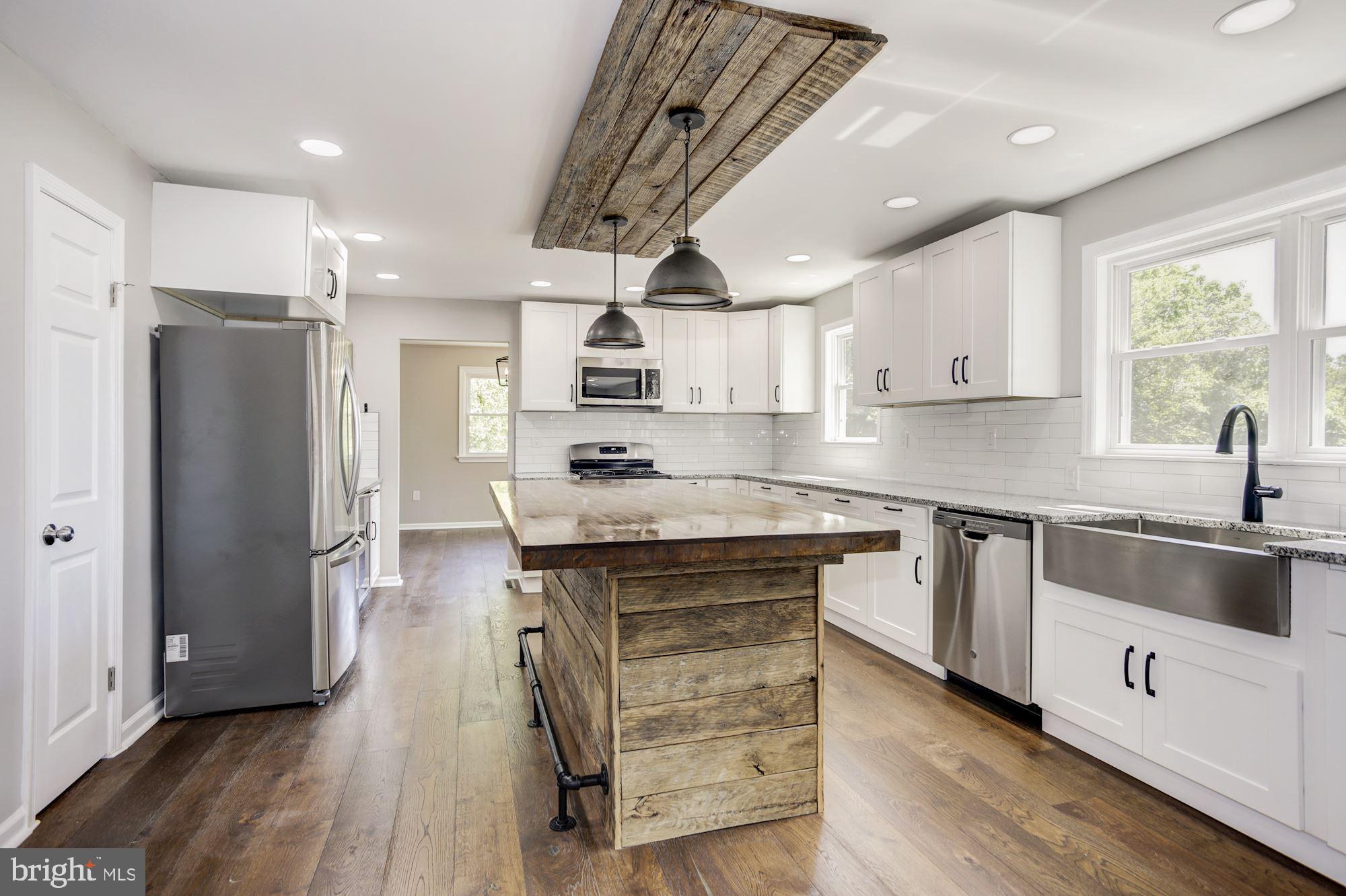 113 Salina Road Sewell, NJ 08080 - Photo 5 of 27 Kitchen