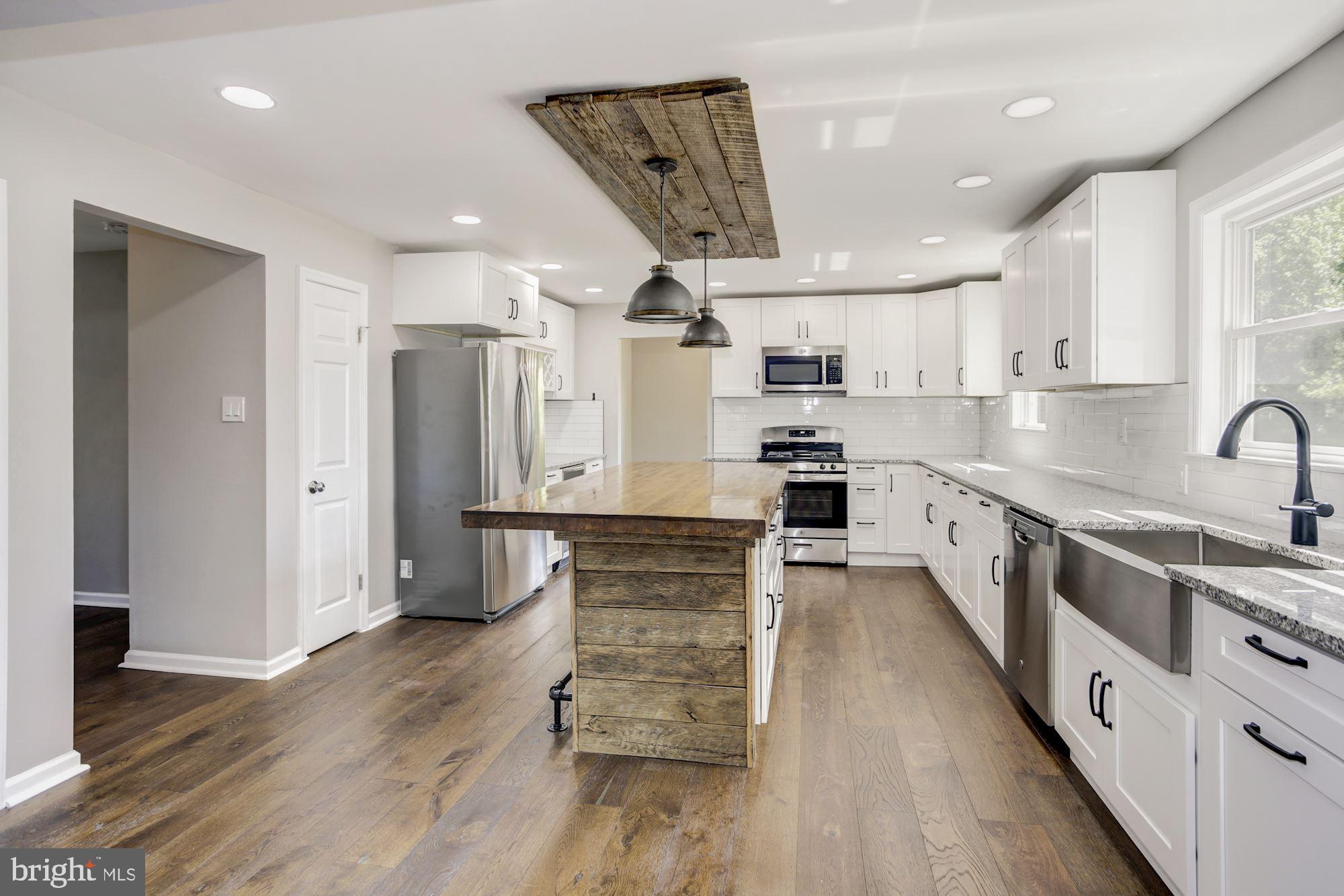 113 Salina Road Sewell, NJ 08080 - Photo 6 of 27 Kitchen