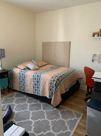 $2,100 | 1617 West Wallen Avenue, Unit 2, Chicago, IL 60626