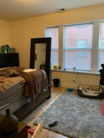 $2,100 | 1617 West Wallen Avenue, Unit 2, Chicago, IL 60626