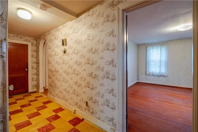 $390,000 | 371 Central Pike, Scituate, RI 02857