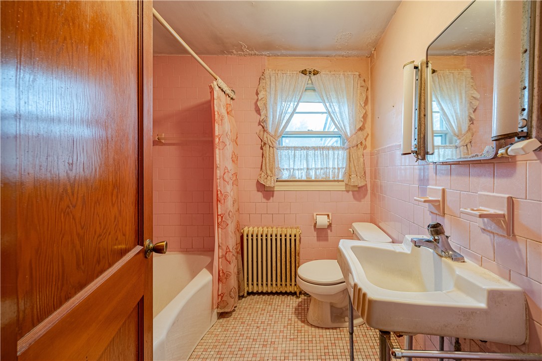371 Central Pike Scituate, RI 02857 - Photo 16 of 29
