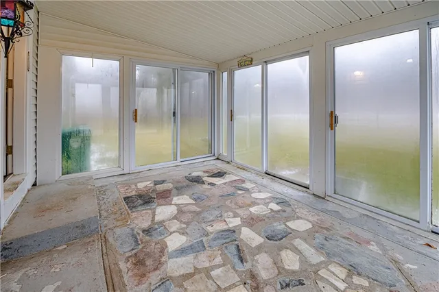 $390,000 | 371 Central Pike, Scituate, RI 02857