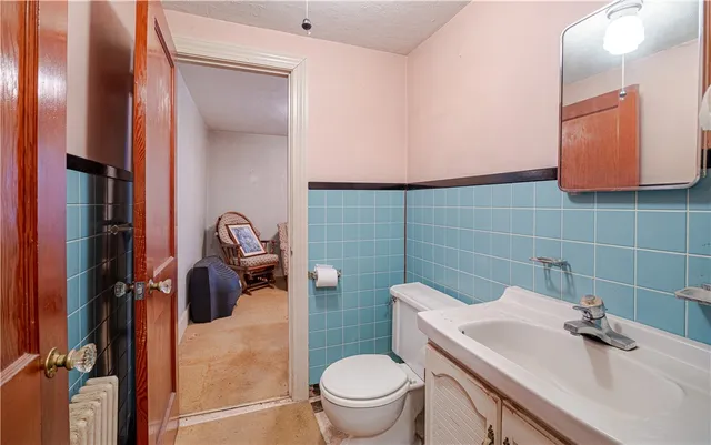 $390,000 | 371 Central Pike, Scituate, RI 02857