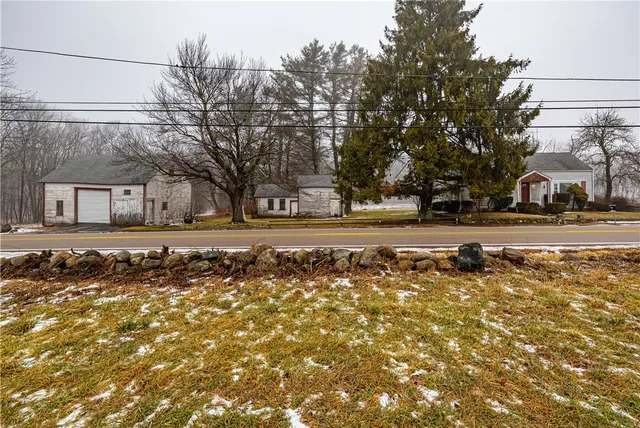 $390,000 | 371 Central Pike, Scituate, RI 02857