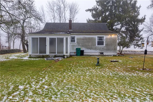 $390,000 | 371 Central Pike, Scituate, RI 02857