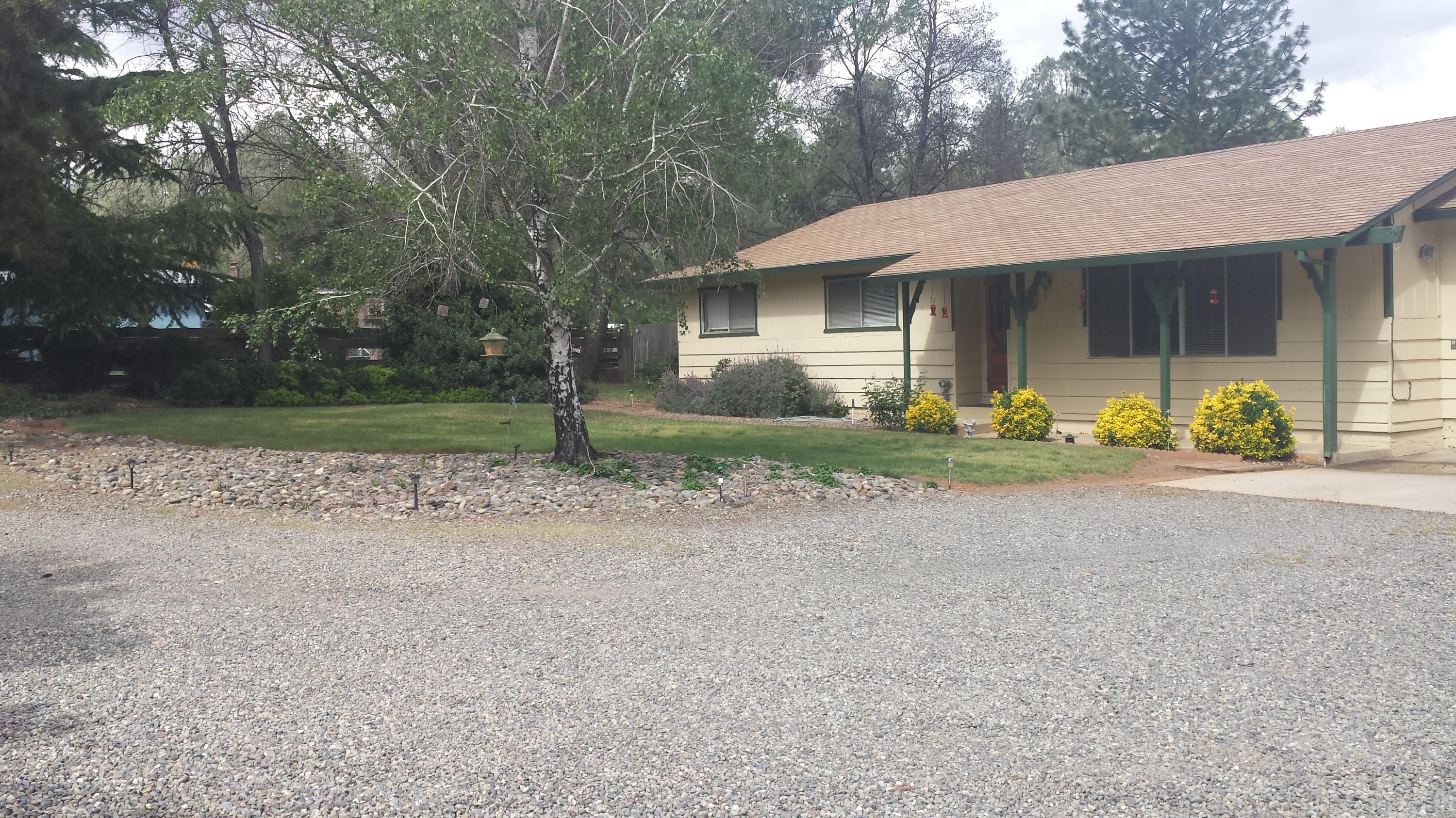 17874 Walker Mine Road Redding, CA 96003 - Photo 15 of 33 Front and side