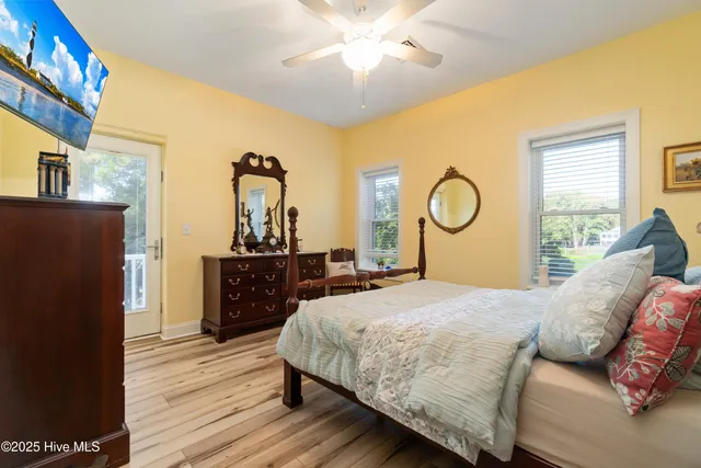 $980,000 | 9524 Connie Cove Road, Oriental, NC 28571