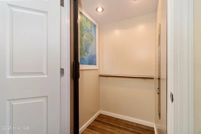 $980,000 | 9524 Connie Cove Road, Oriental, NC 28571