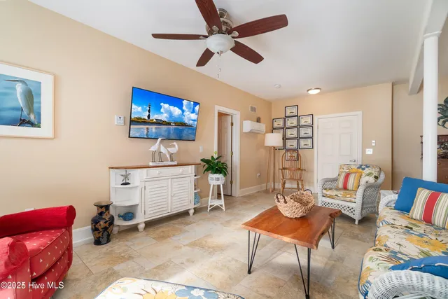 $980,000 | 9524 Connie Cove Road, Oriental, NC 28571