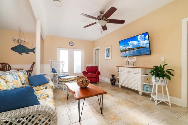 $980,000 | 9524 Connie Cove Road, Oriental, NC 28571