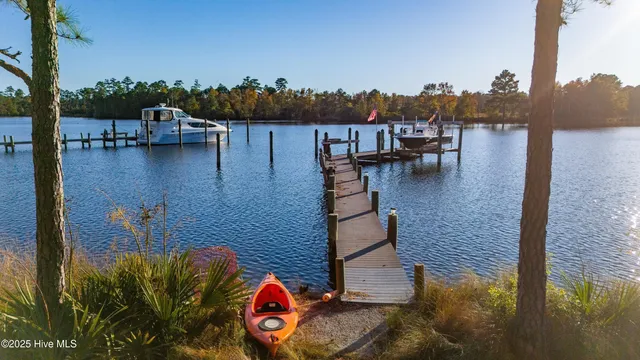 $980,000 | 9524 Connie Cove Road, Oriental, NC 28571
