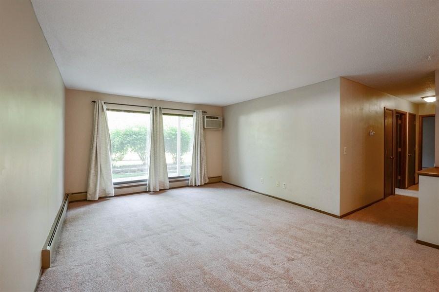 3916 Foss Road, Unit 104 St. Anthony, MN 55421 - Photo 4 of 10