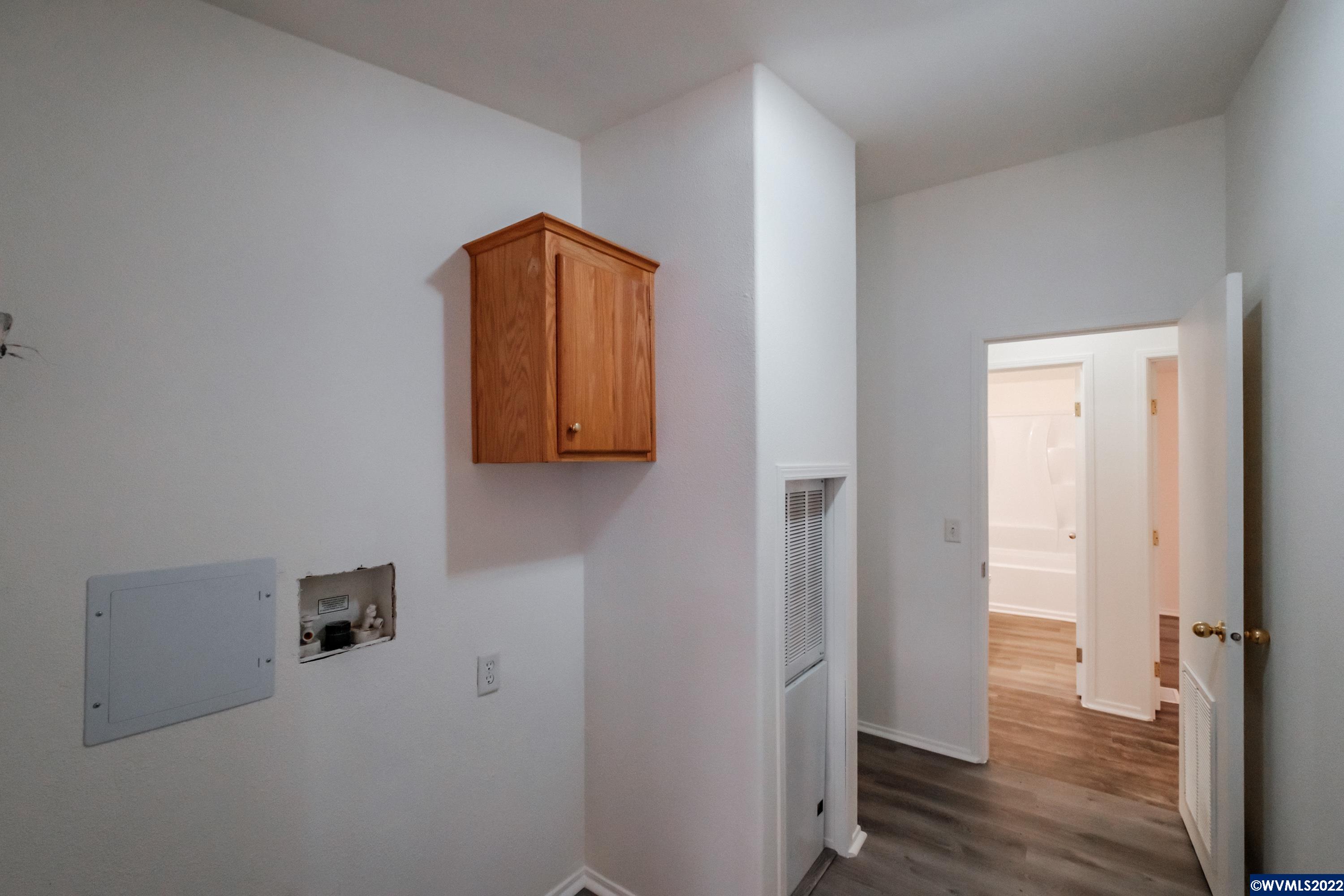 31050 South 3rd Street Lebanon, OR 97355 - Photo 15 of 42