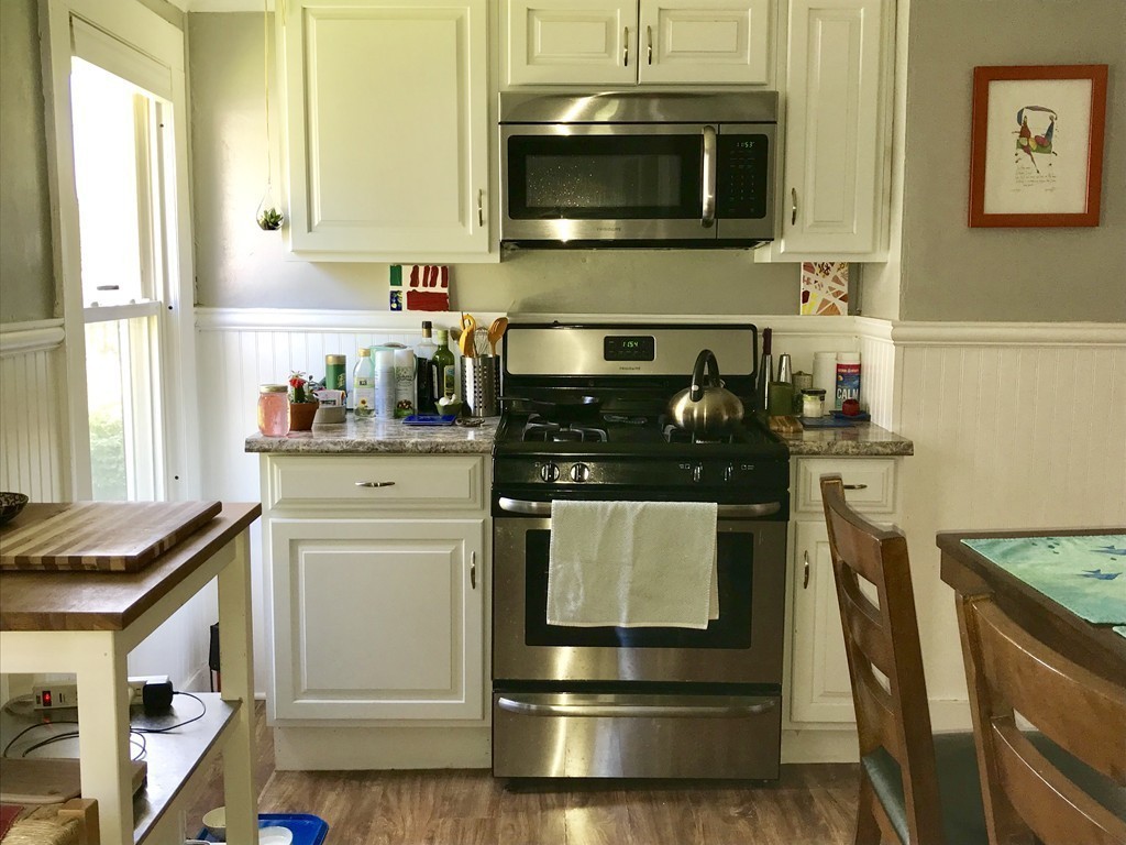 125 Riverside Drive Northampton, MA 01062 - Photo 5 of 13 Gallery Image 5