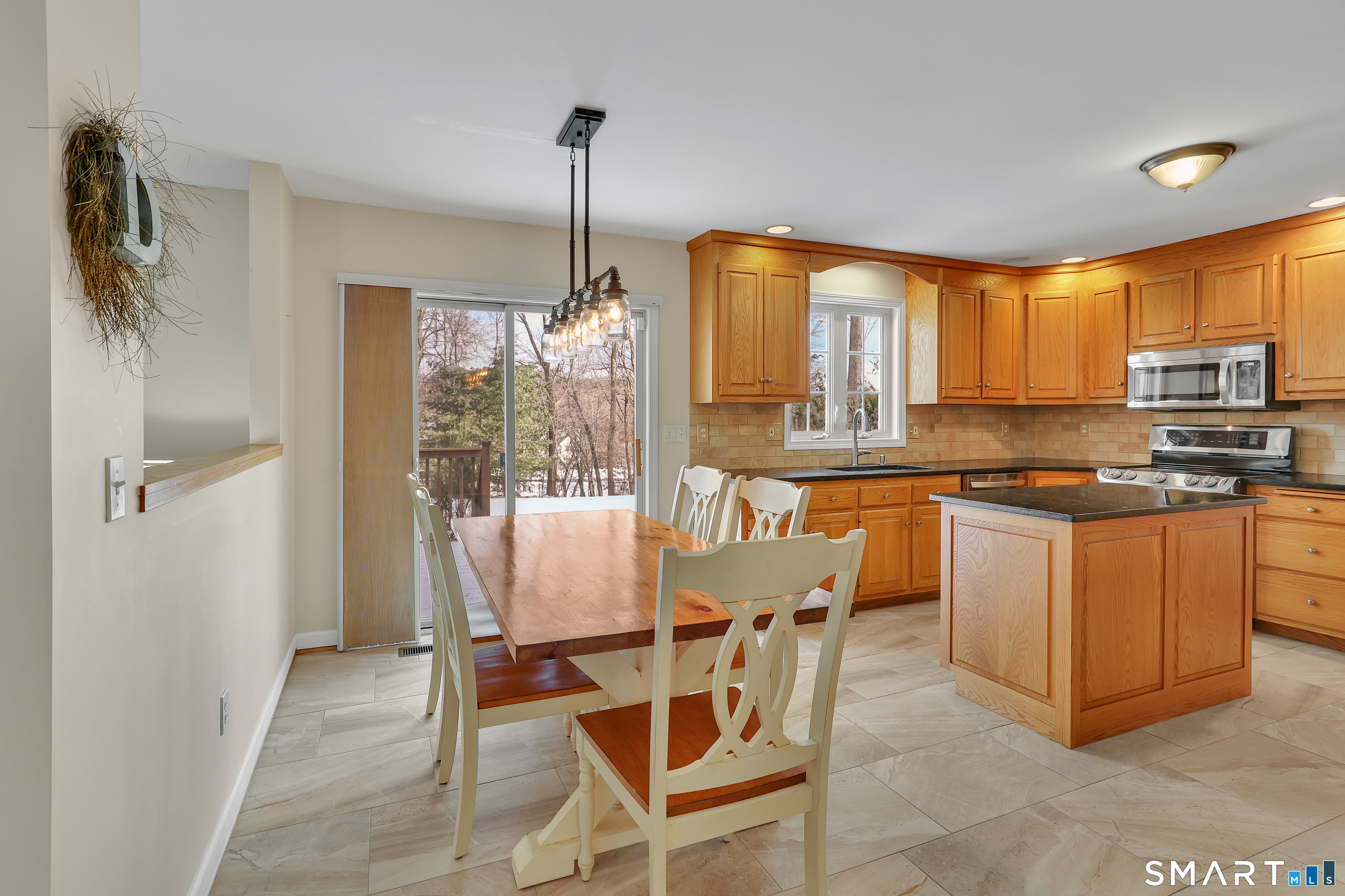 72 Willowbrook Road Cromwell, CT 06416 - Photo 13 of 34