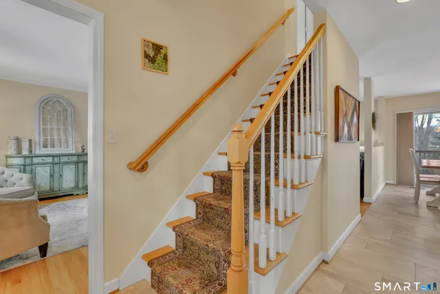 $499,000 | 72 Willowbrook Road, Cromwell, CT 06416