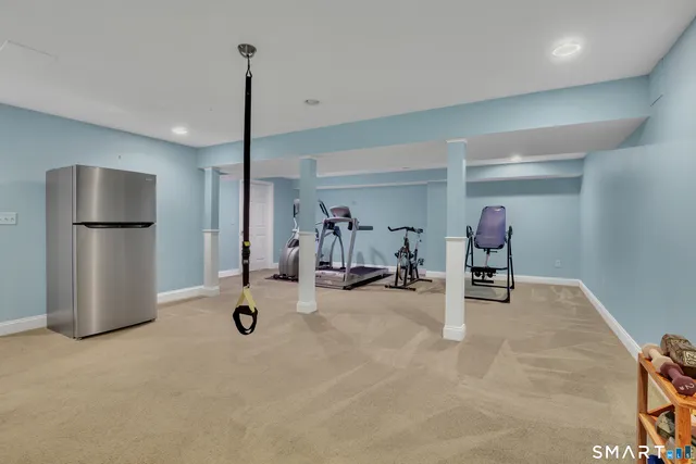 $499,000 | 72 Willowbrook Road, Cromwell, CT 06416