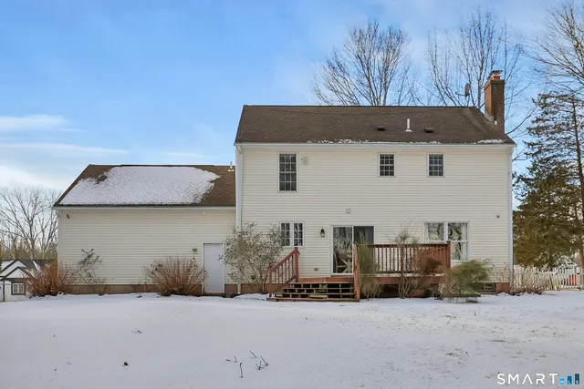 $499,000 | 72 Willowbrook Road, Cromwell, CT 06416