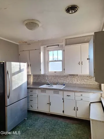 $183,000 | 743 6th Avenue, Troy, NY 12182