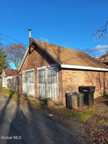 $183,000 | 743 6th Avenue, Troy, NY 12182