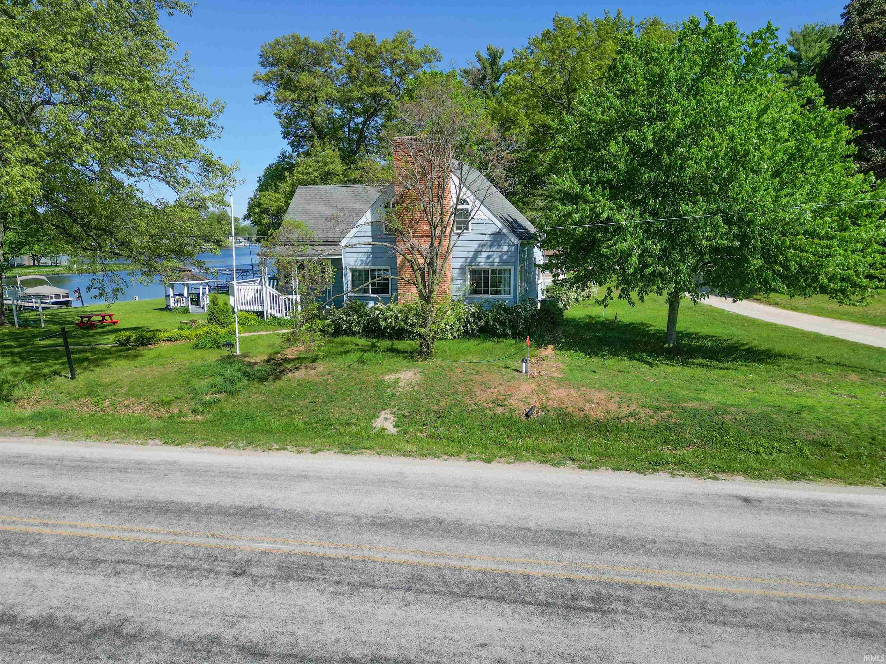 9080 East Backwater Road North Webster, IN 46555 - Photo 7 of 36