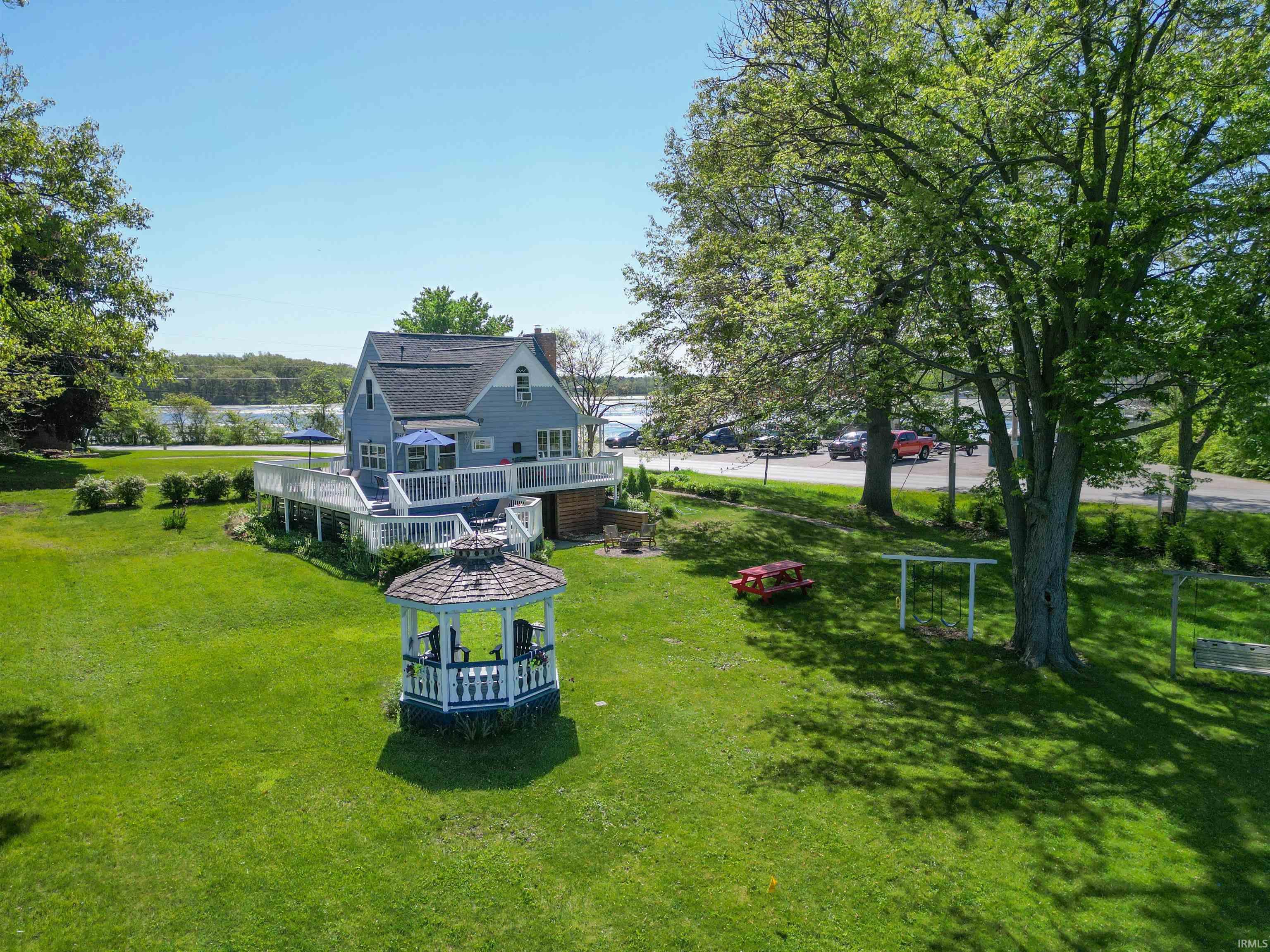 9080 East Backwater Road North Webster, IN 46555 - Photo 8 of 36