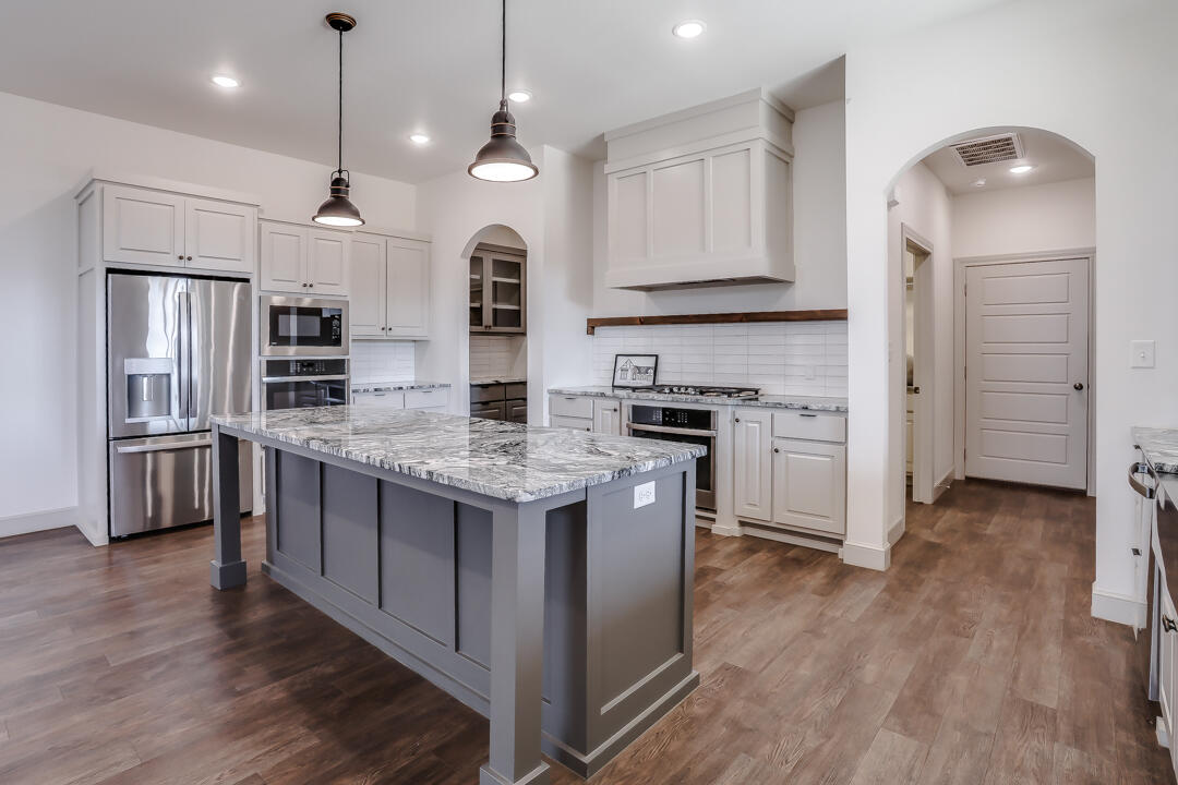 10909 Vinton Avenue Lubbock, TX 79424 - Photo 6 of 19 10909-106