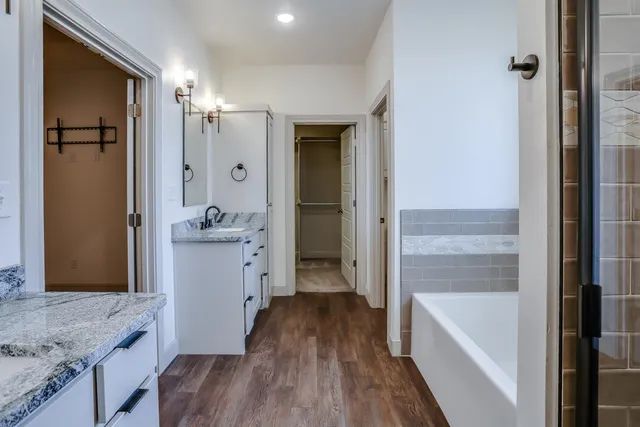 $425,000 | 10909 Vinton Avenue, Lubbock, TX 79424