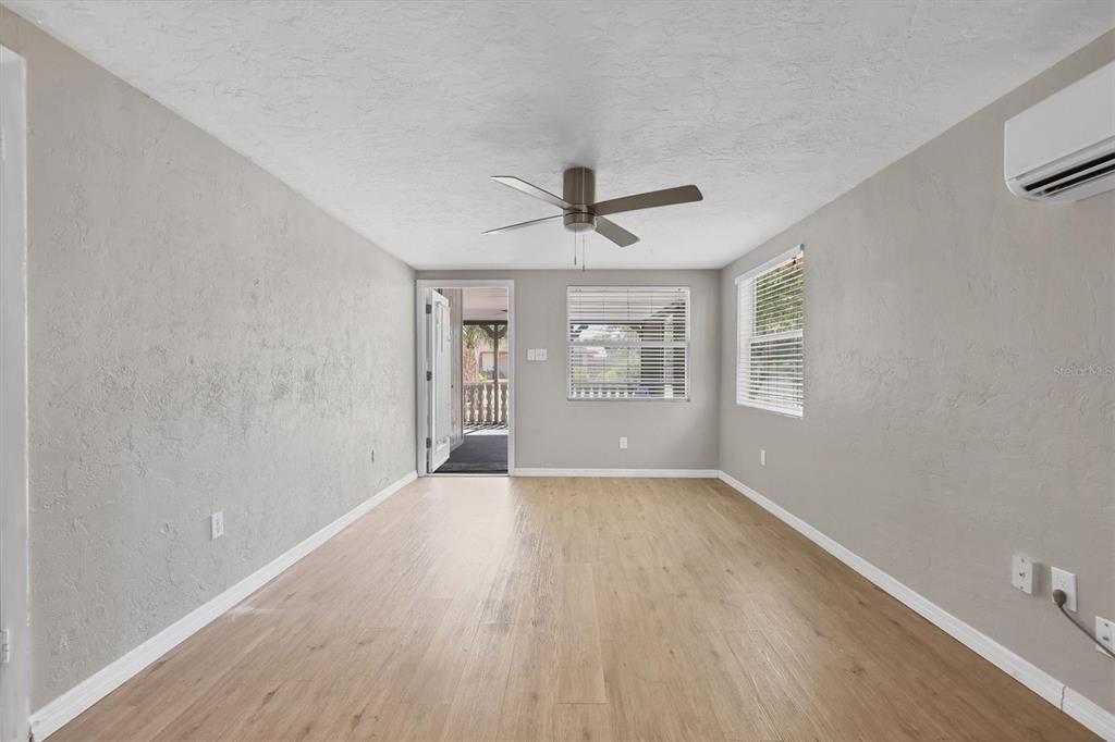 2551 Wilkinson Road Sarasota, FL 34231 - Photo 18 of 56