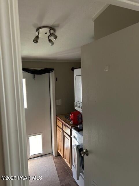 2373 Roberts Road Ash Fork, AZ 86320 - Photo 17 of 41 Laundry