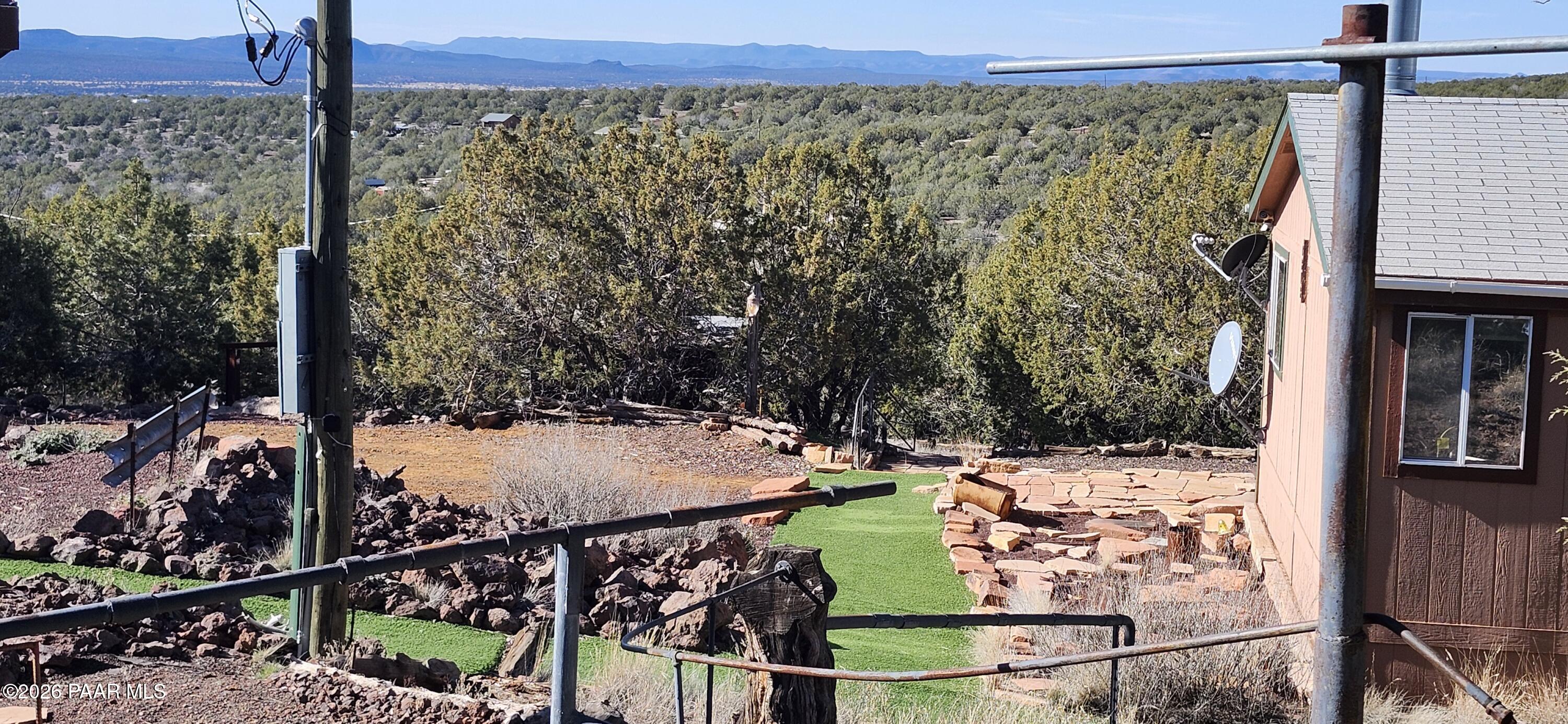 2373 Roberts Road Ash Fork, AZ 86320 - Photo 28 of 41 a view of a balcony with an outdoor space