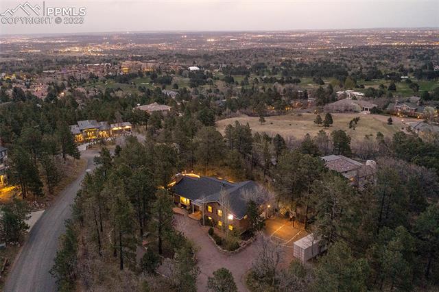 54 Upland Road Colorado Springs, CO 80906 - Photo 4 of 50