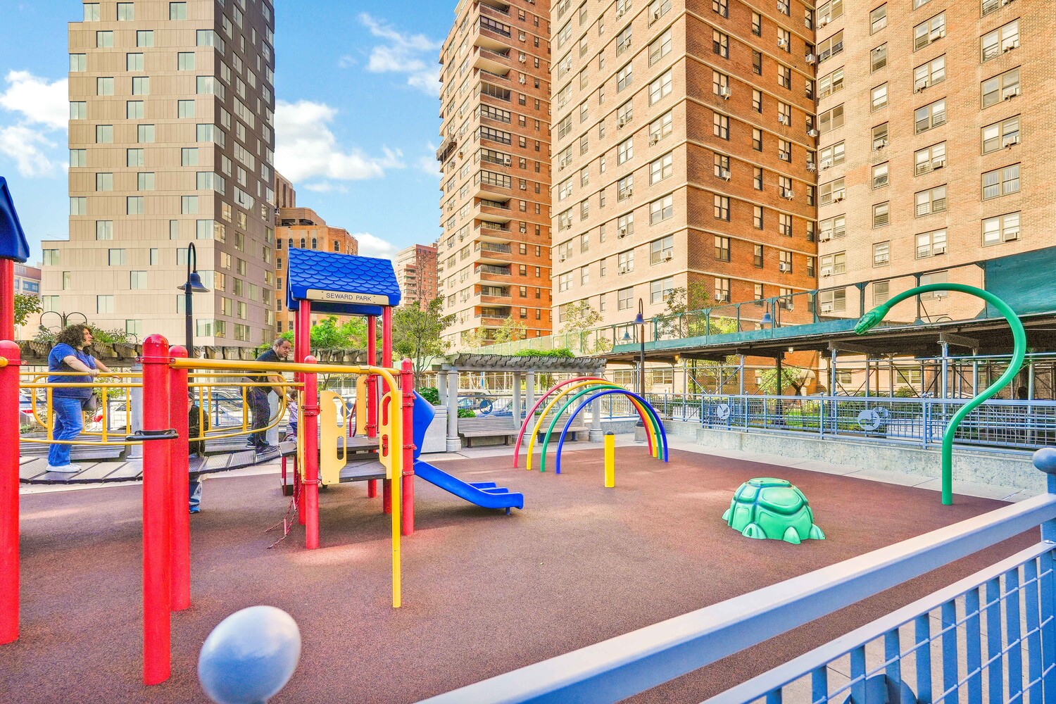 268 East Broadway, Unit A1706 Manhattan, NY 10002 - Photo 10 of 39