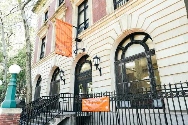 $3,000,000 | 268 East Broadway, Unit A1706 | Lower East Side