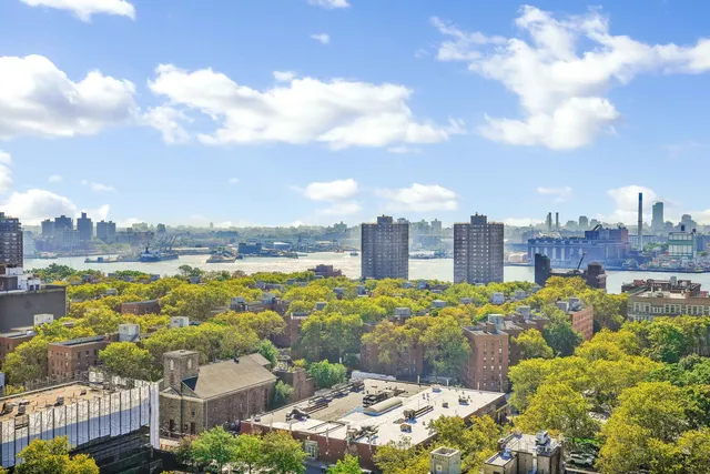 $3,000,000 | 268 East Broadway, Unit A1706 | Lower East Side