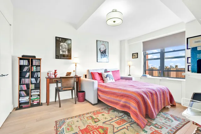 $3,000,000 | 268 East Broadway, Unit A1706 | Lower East Side