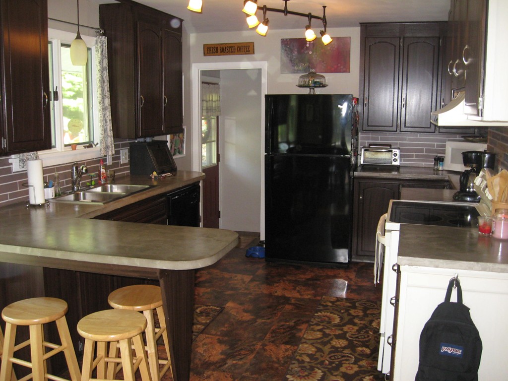 107 Bogan Road Monson, MA 01057 - Photo 11 of 29