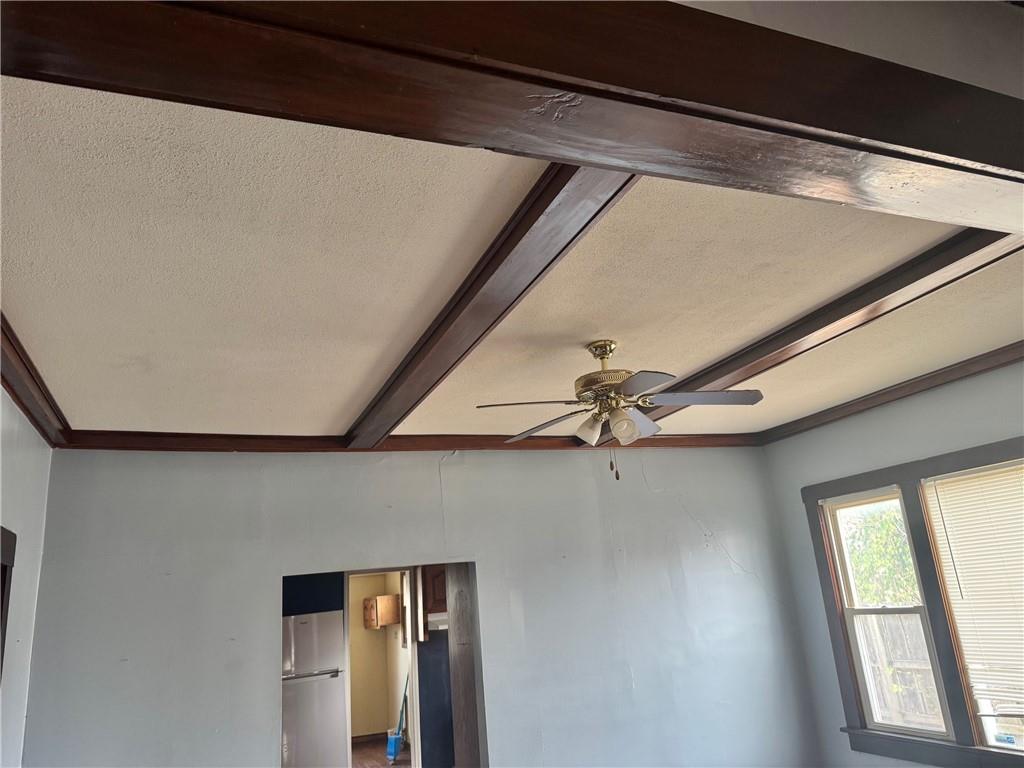 2815 Washington Avenue Parsons, KS 67357 - Photo 6 of 22