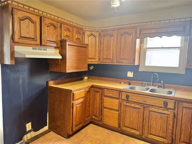 $74,900 | 2815 Washington Avenue, Parsons, KS 67357