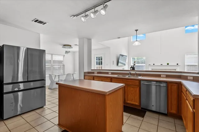 $2,599 | 11724 Dunfries Lane, Austin, TX 78754