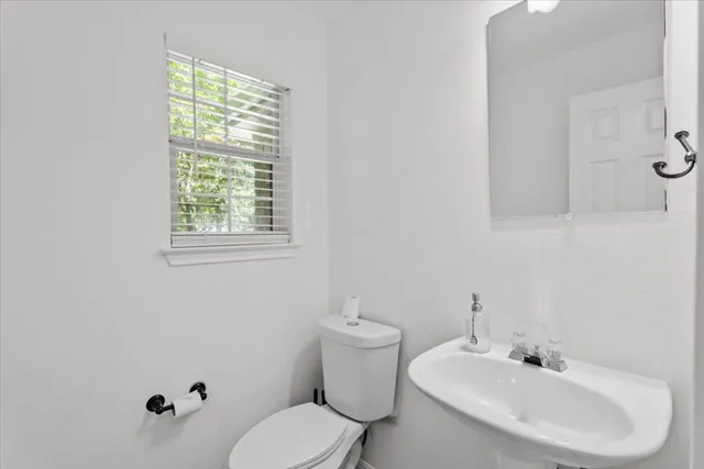 $2,599 | 11724 Dunfries Lane, Austin, TX 78754