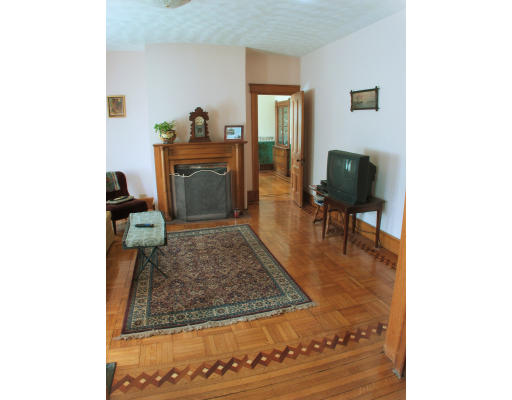 134 Westminster Street Springfield, MA 01109 - Photo 4 of 6 Gallery Image 4